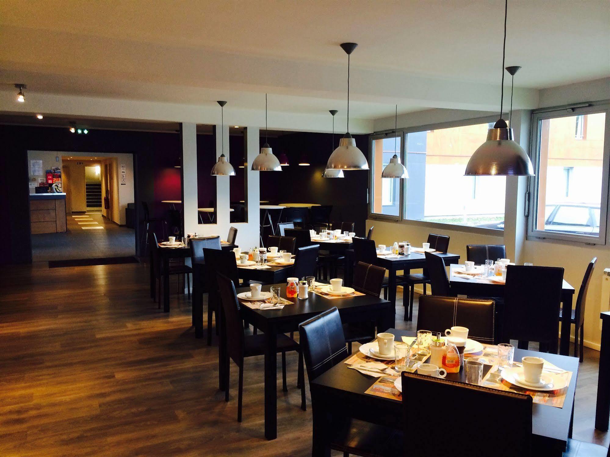 Fasthotel Dunkerque Colmenar Bagian luar foto